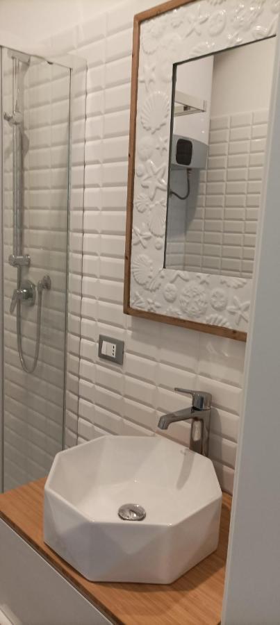 A Un Passo Dal Mare Cin Ito1Oo59C29Zgy7Fln Apartment Рива Тригозо Екстериор снимка
